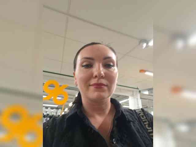 Divo_0ra's cam show statistics and live stream
