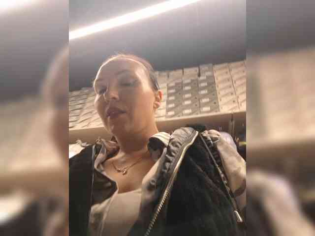 DIVo_0RA