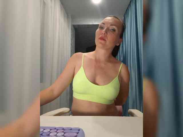 DIVo_0RA webcam