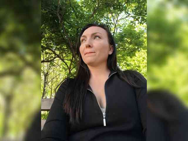 Live stream of DIVORA