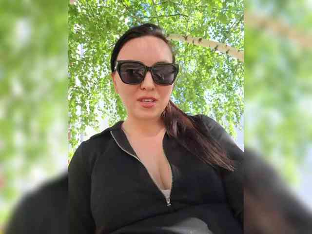 Live stream of DIVORA