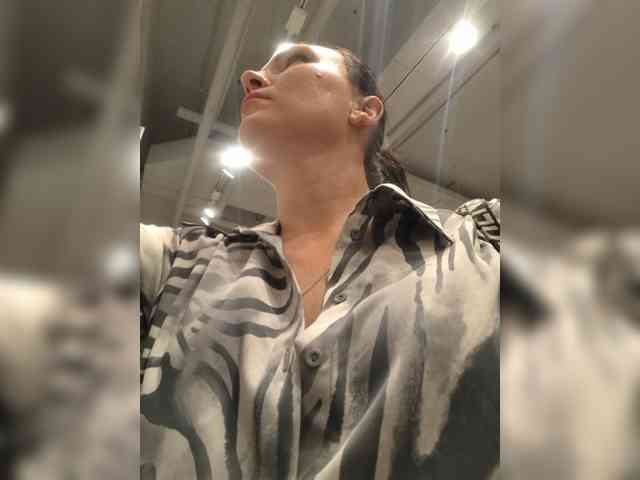 DIVo_0RA