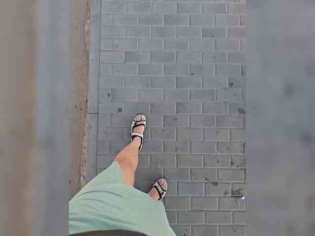 DIVo_0RA