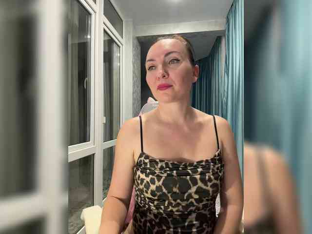Mrs_Di webcam