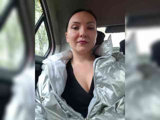 Mrs_Di webcam