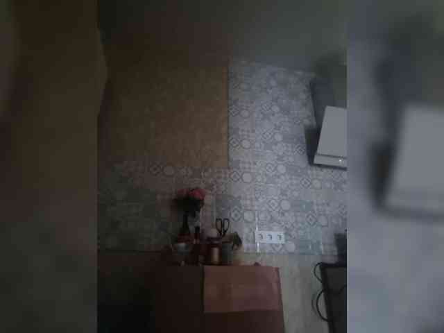 Mrs_Di webcam