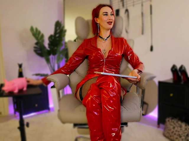 -redalexa- live cam on BongaCams