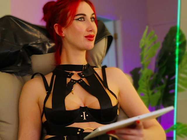 -redalexa- live cam on BongaCams