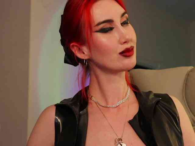 Lady_RedAlexa_ webcam