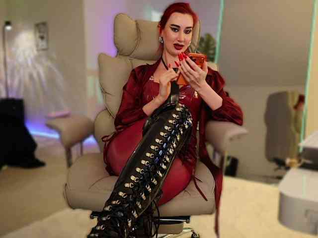 Lady_RedAlexa_ webcam