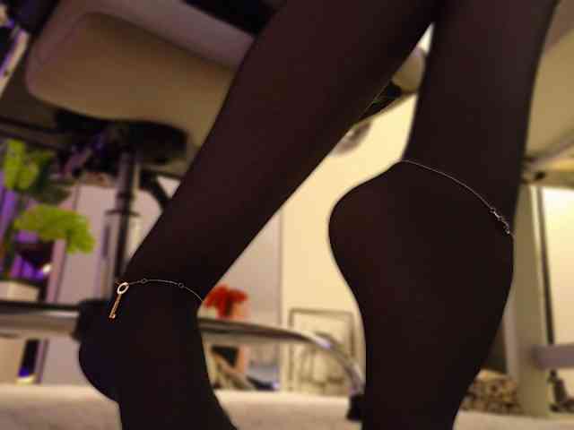 Lady_RedAlexa_ webcam