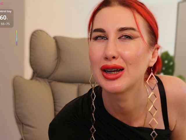 Lady_RedAlexa_ webcam