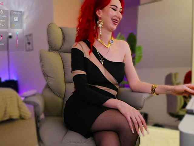Lady_RedAlexa_ webcam