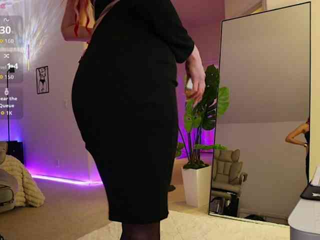 Lady_RedAlexa_ webcam