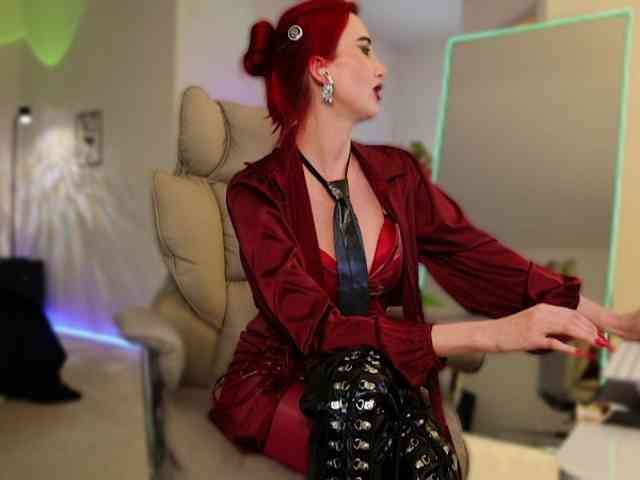 Lady_RedAlexa_ webcam