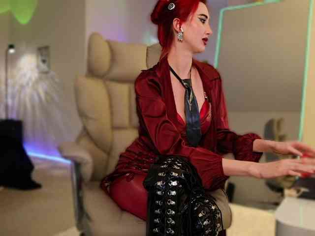 Lady_RedAlexa_ webcam