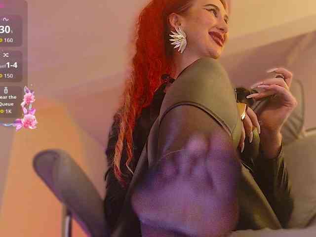 Lady_RedAlexa_ webcam