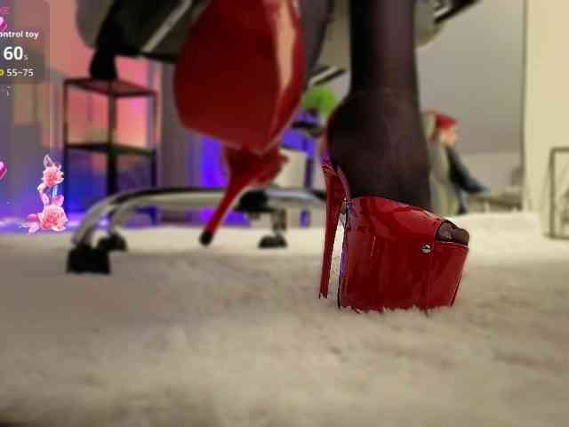 Lady_RedAlexa_ webcam