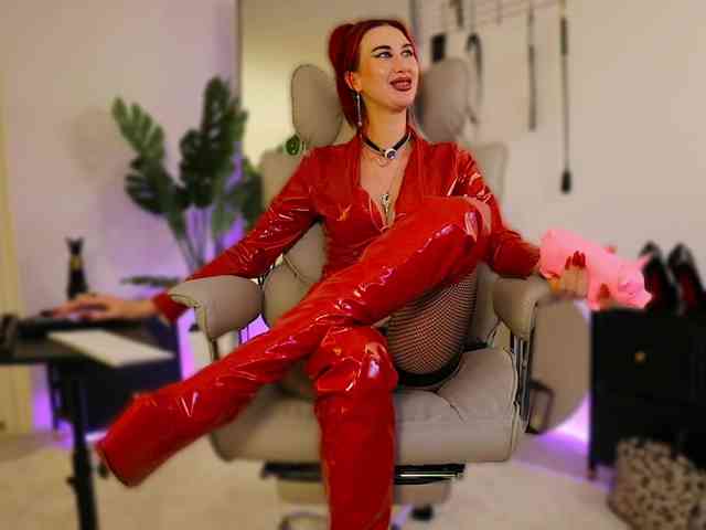 -redalexa- -redalexa-