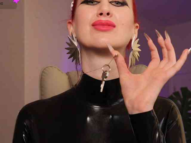 Lady_RedAlexa_ webcam