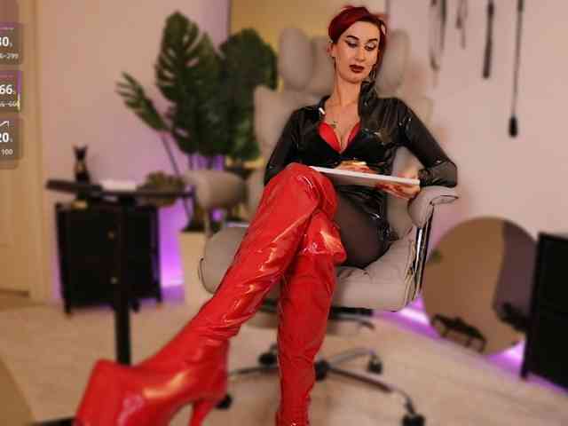 Lady_RedAlexa_ webcam