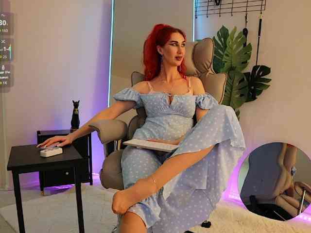 Lady_RedAlexa_ webcam