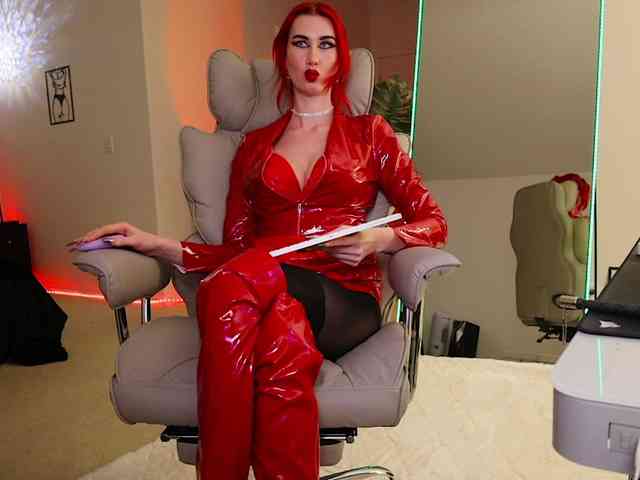 Lady_RedAlexa_