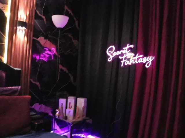 KikiandMax