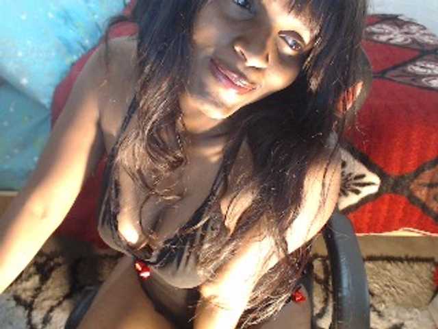 Sexyjustin202 live cam on BongaCams
