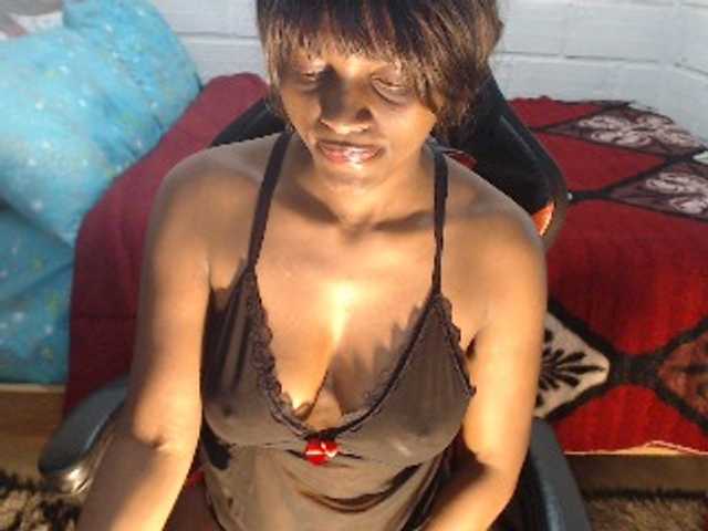 Sexyjustin202 live cam on BongaCams