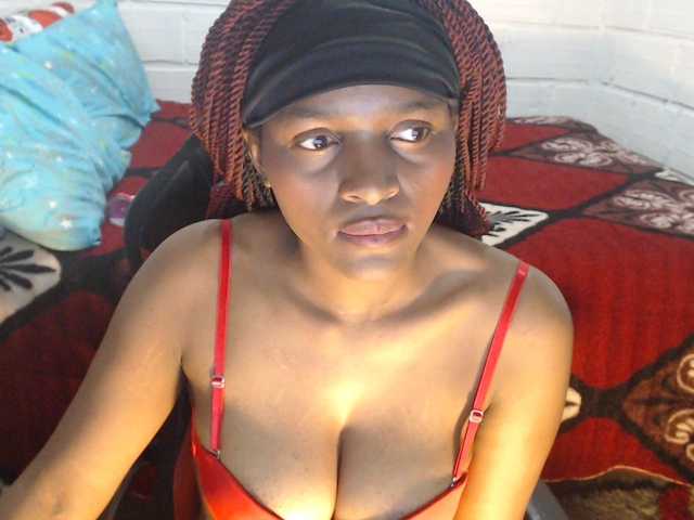 Sexyjustin202 live cam on BongaCams