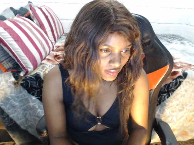Sexyjustin202 live cam on BongaCams