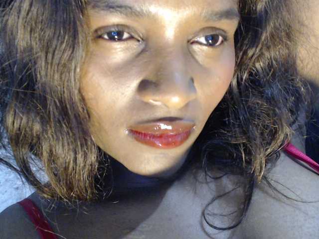 Sexyjustin202 live cam on BongaCams