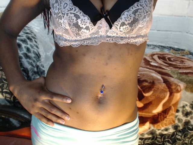 Sexyjustin202 live cam on BongaCams
