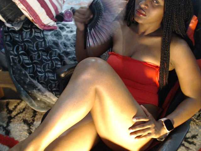 Sexyjustin202 live cam on BongaCams