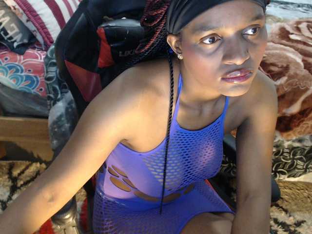 Sexyjustin202 live webcam show