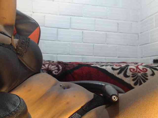 Sexyjustin202 webcam