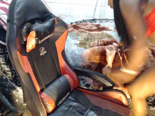 Sexyjustin202 webcam