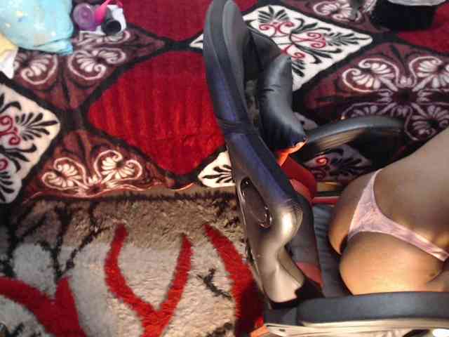 Sexyjustin202 webcam