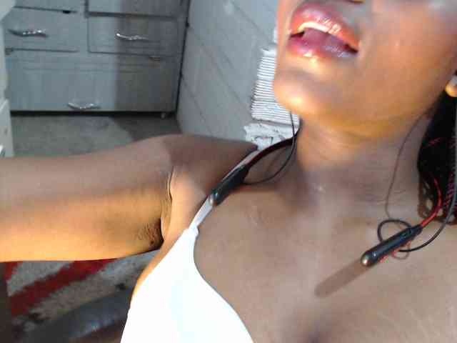 Sexyjustin202 webcam
