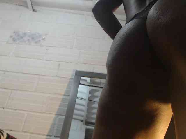 Sexyjustin202 webcam
