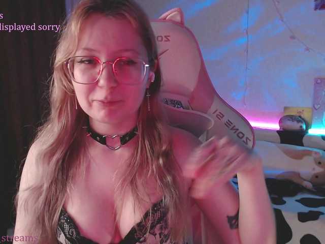 henby-streams live cam on BongaCams