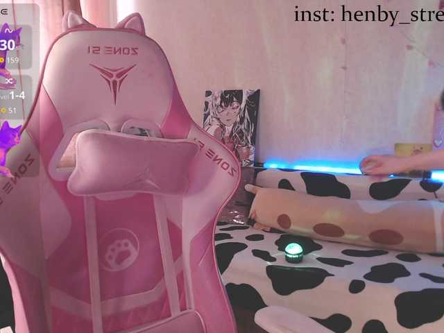 henby-streams live cam on BongaCams