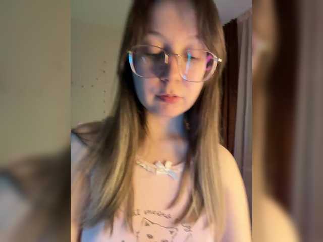 henby-streams's BongaCams show and profile