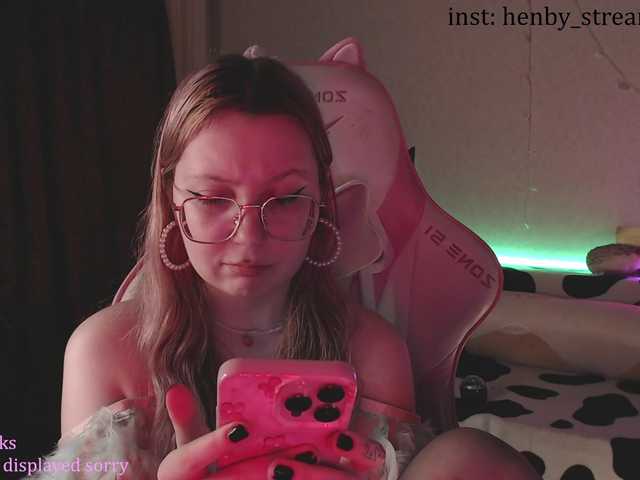 henby-streams live cam on BongaCams