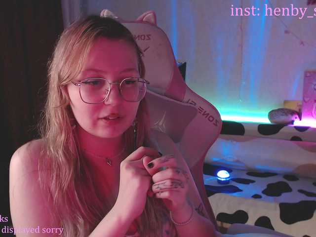henby-streams cam belle