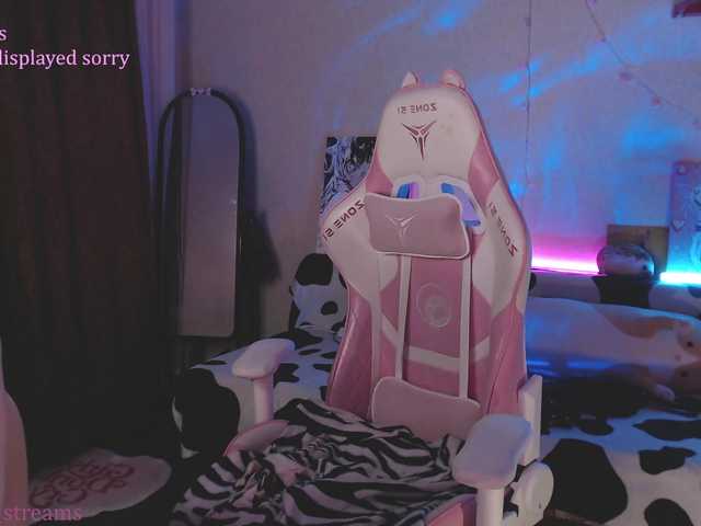 henby-streams live cam on BongaCams