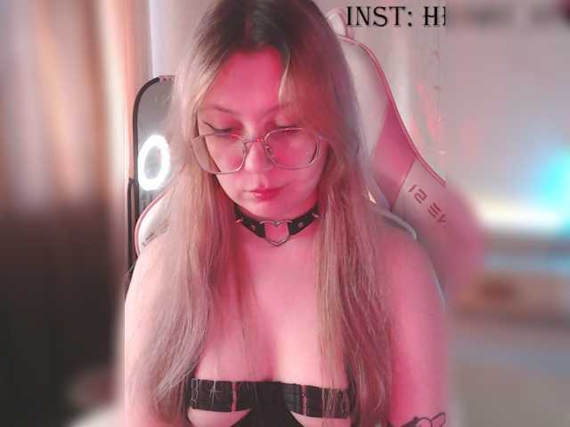 henby-streams, en directo ahora en BongaCams
