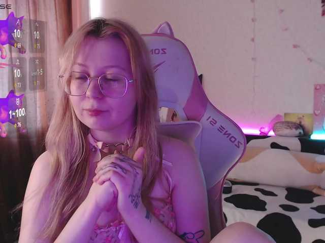henby-streams live cam on BongaCams