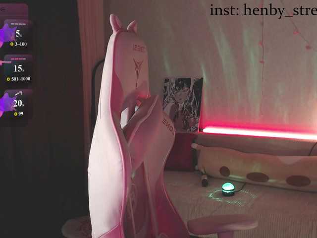 henby-streams live cam on BongaCams